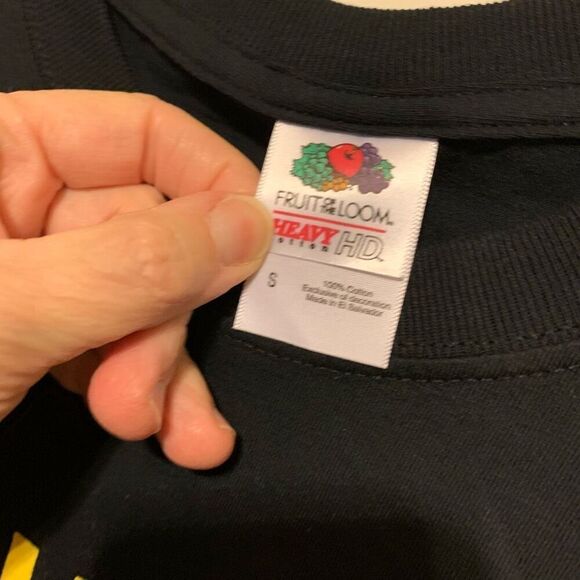 Pittsburgh Pirates Buc’n Duck Size Small T-Shirt - Picture 4 of 7